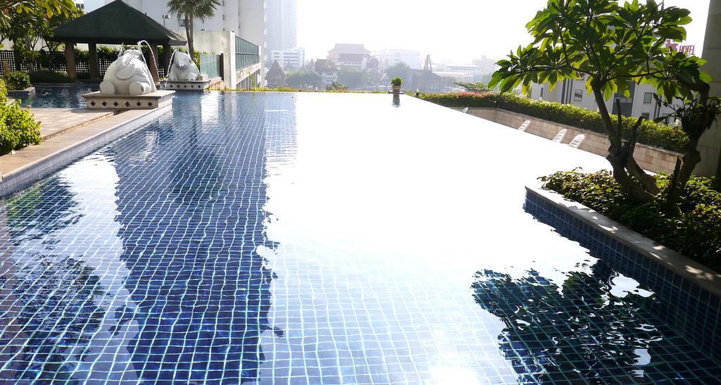 Bangkok Riverside Condo Exteriör bild